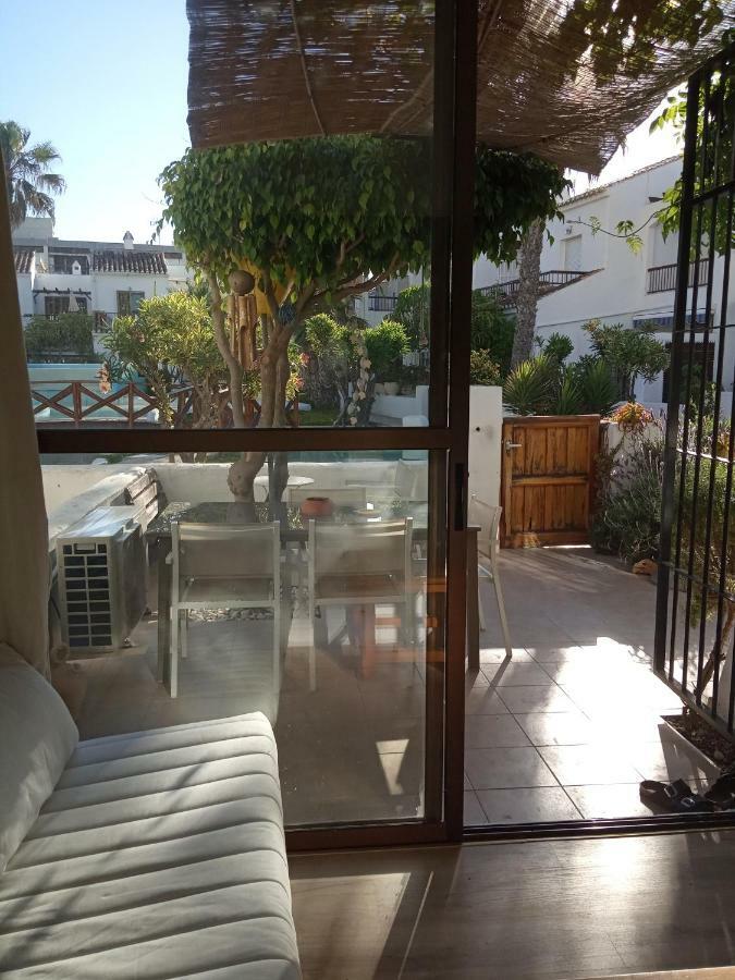 Villa Lagos A 25 Metros Del Mar 滨海罗克塔斯 外观 照片
